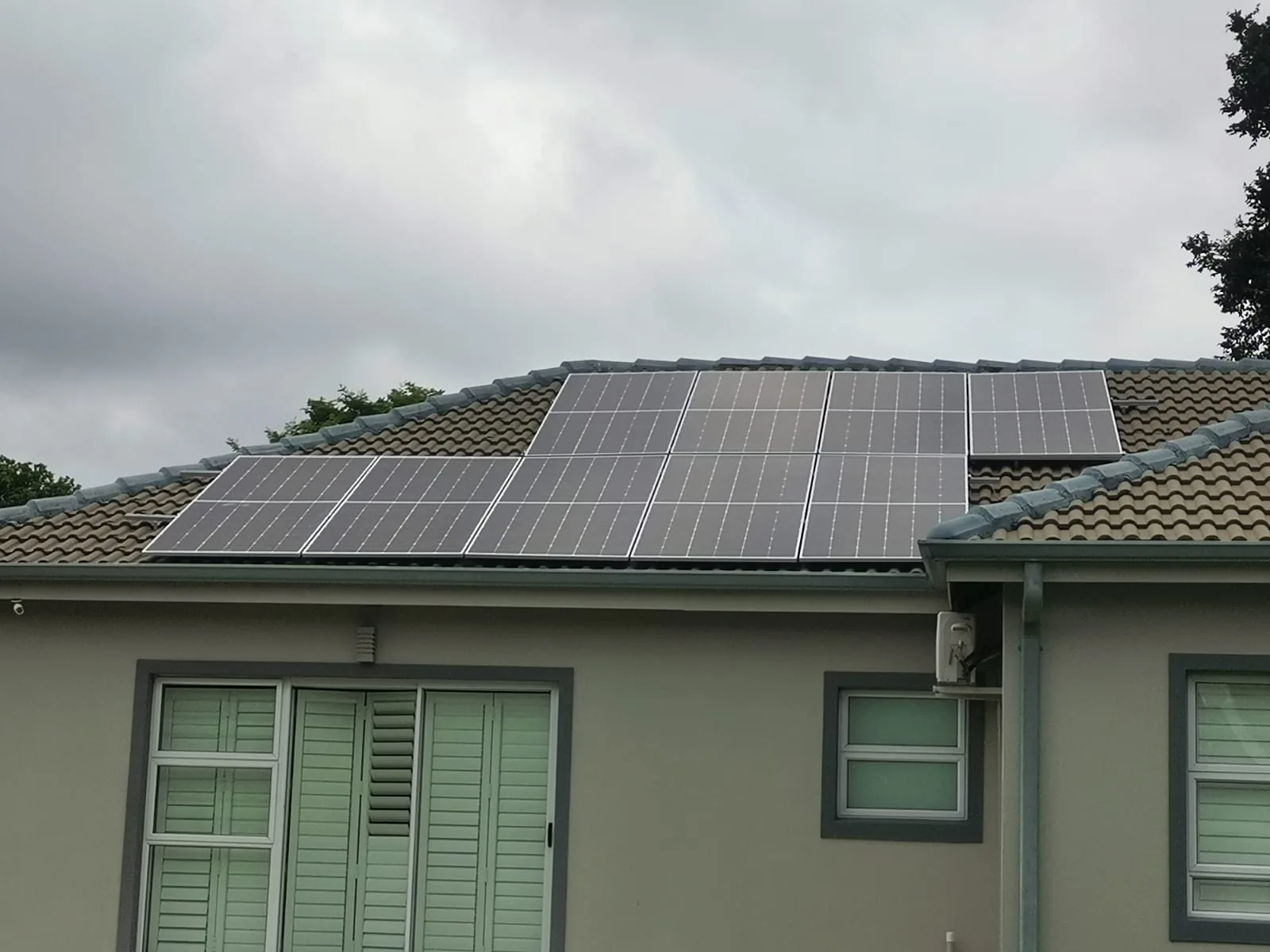 Roof-mounted solar